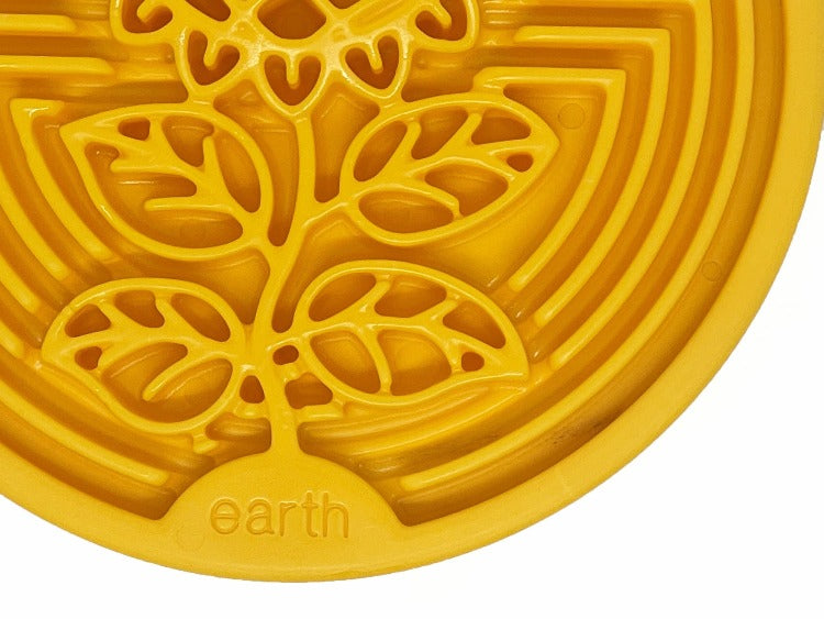 SodaPup Earth Ecoin Lick Mat – Yellow
