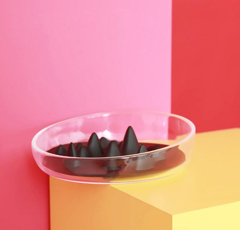 Cirlicue Shark Fin Shaped Modern Slow Feeding Pet Bowl