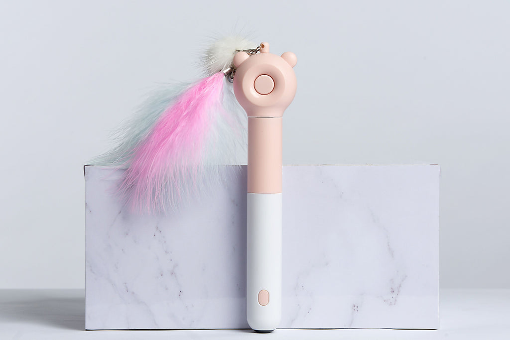Pet Life ® 'KITIQUE" 3-in-1 Retractable and Extendable Feathered and Laser Wand Kitty Cat Teaser