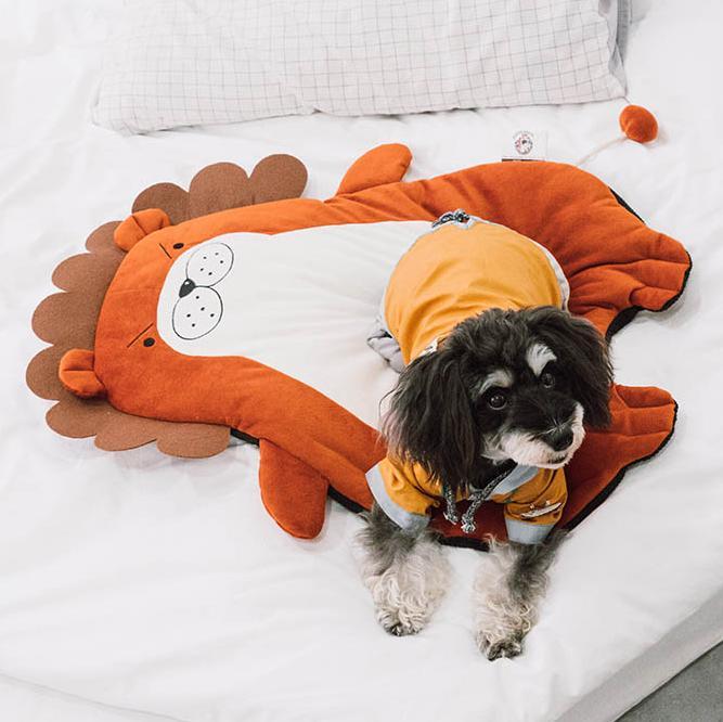 Critter Hugz Character Animated Dog Mats – Multiple Colors
